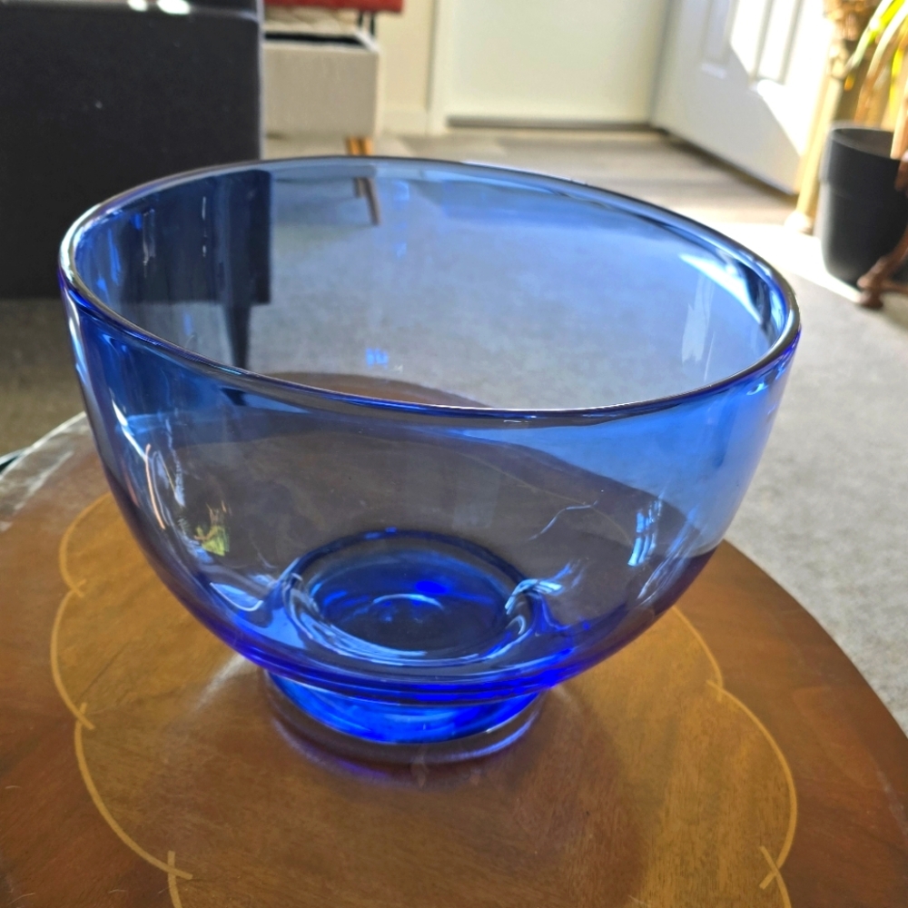 William Yeoward "Ellen" Blue Glass Bowl